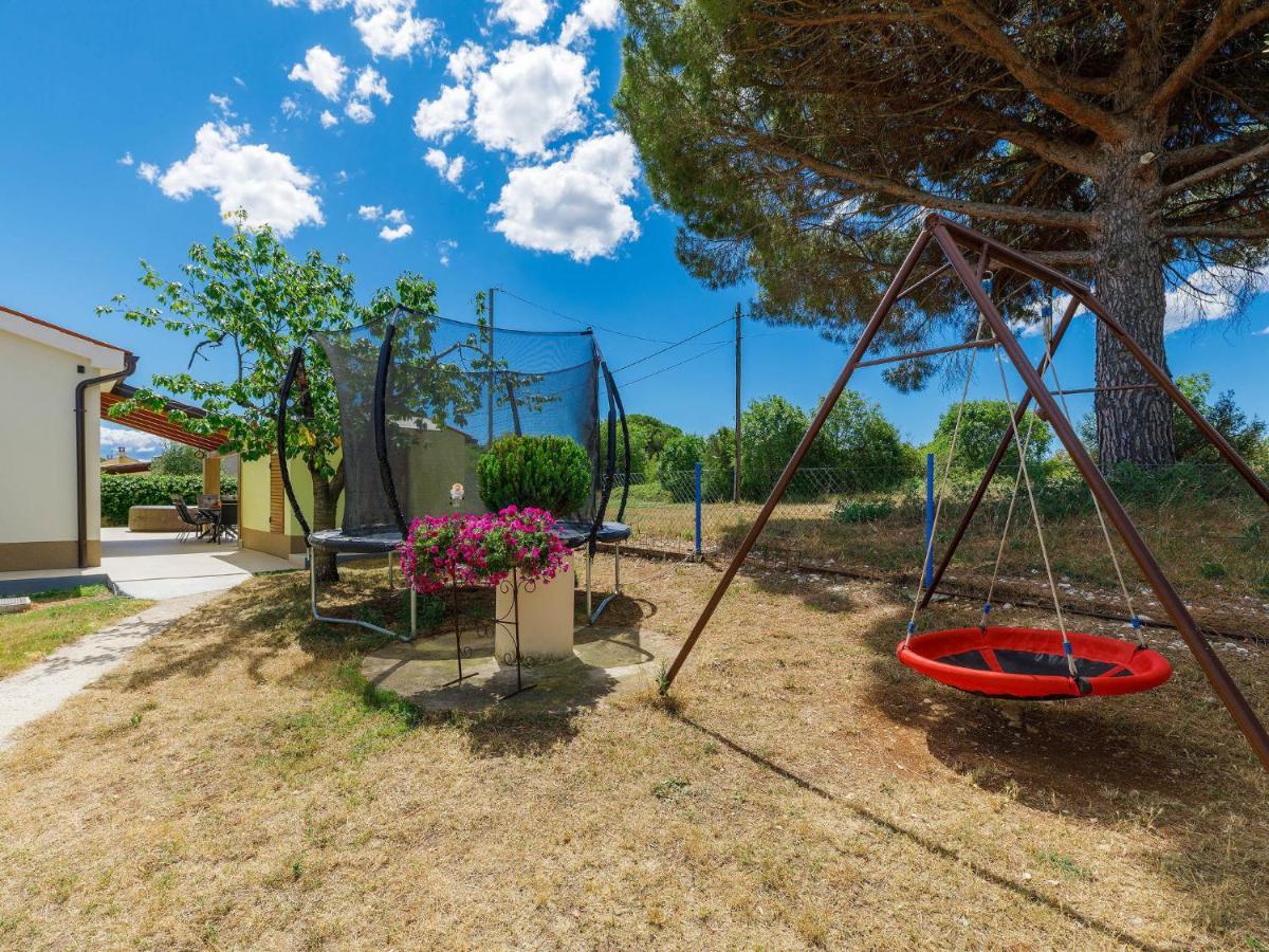 Holiday Home Laura By Interhome PUY Eksteriør bilde